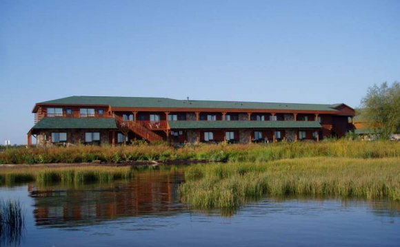 Ashland Lake Superior Lodge