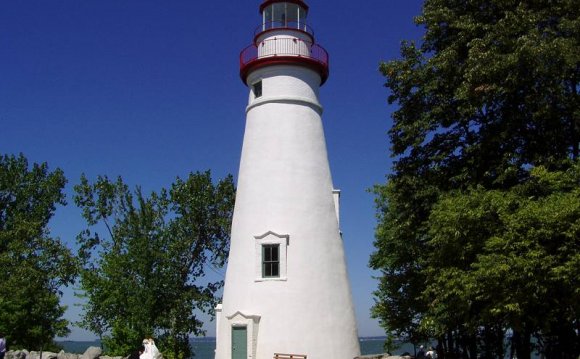 Marblehead Lighthouse is