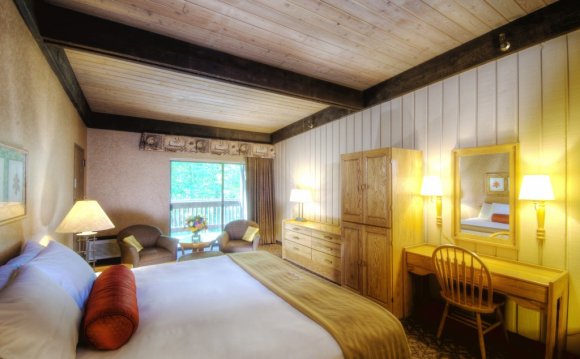 Greats Resorts for Rustic