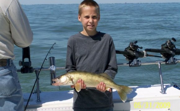 Lake Erie walleye fishing