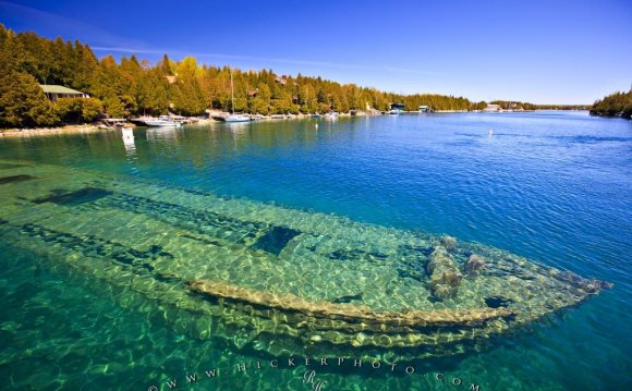 Shipwreck Fathom Five National