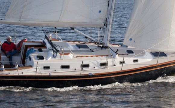 Sailing Lake Superior - New