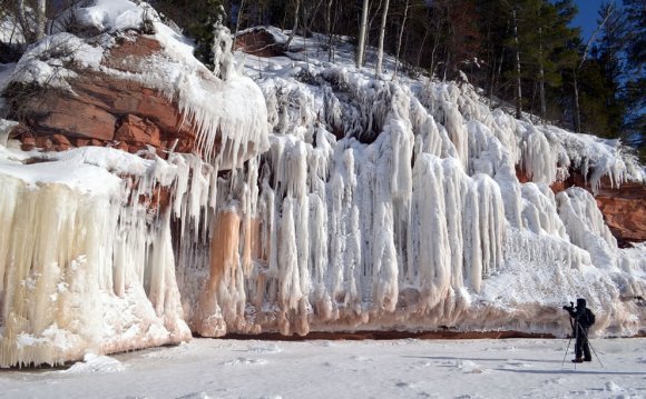 Photographer at frozen Meyer s