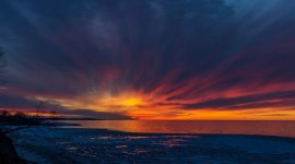 Sunset over Lake Erie from Lake Erie Bluffs - photo by greennite