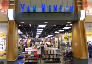 Van Heusen Factory Outlet store front